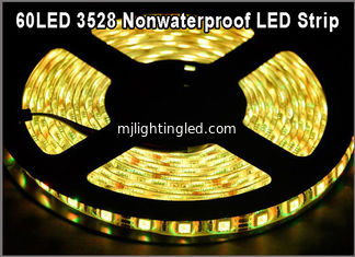 CINA 3528 Flessibile LED Nastro di corda Non impermeabile IP20 60led/M SMD LED String Light Giallo Per la decorazione di Natale fornitore