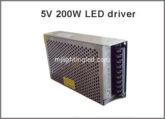 CINA l'adattatore del driver dell'alimentazione elettrica di commutazione di 5V 40A 200W, trasformatore principale della luce di striscia, per la striscia AC100-240V del LED ha introdotto a DC5V fornitore