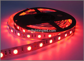 CINA LED 5050 Non impermeabile DC12V 60LED/M 5m/Loto Flessibile Luce LED Rosso 5050 LED Strip LED Nastro Lampade per la decorazione domestica fornitore